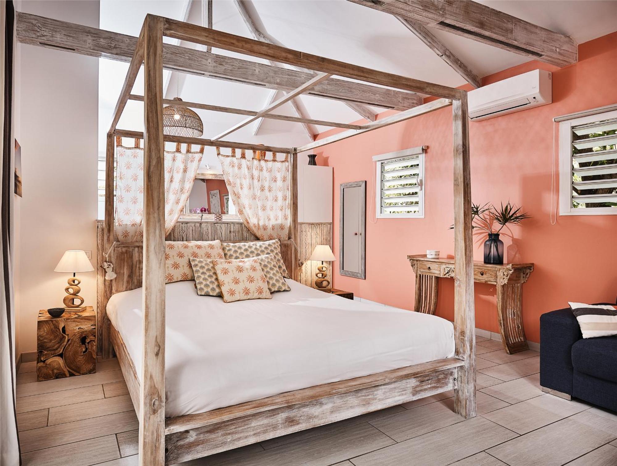 La Villa De La Plage La Saline Les Bains Room photo